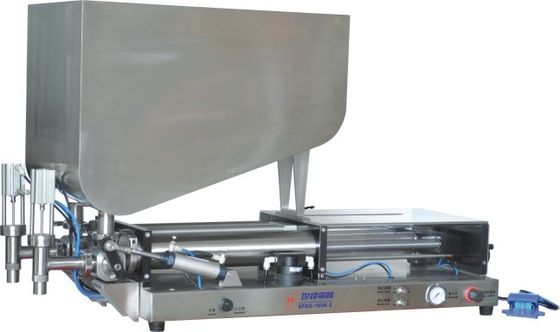 la machine du remplissage 60ml liquide semi automatique, 50BPM pneumatique adoptent la machine de remplissage crème